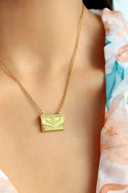 Daisy Envelope Locket Necklace - Image 3