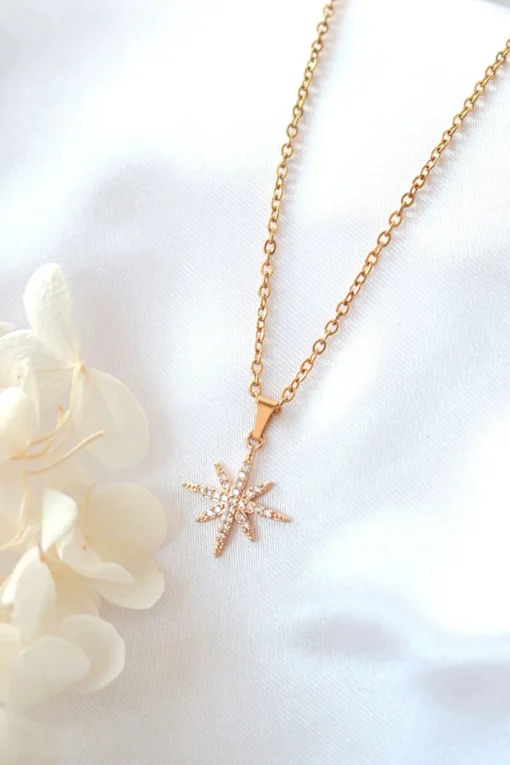 24K Polaris Star Necklace: A Celestial Touch of Luxury - Image 3