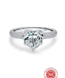 "Icy Heart" | 925 Silver Cocktail Ring