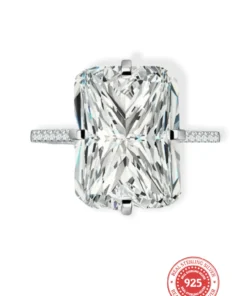 "Icy Emerald" | 925 Silver Cocktail Ring
