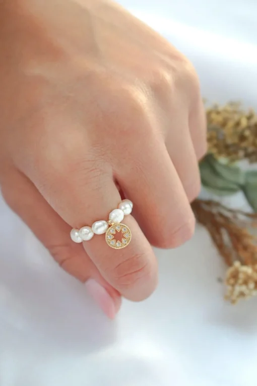 "Lucky Star" | Freshwater Pearls & 24K Star Elastic Ring - Image 2